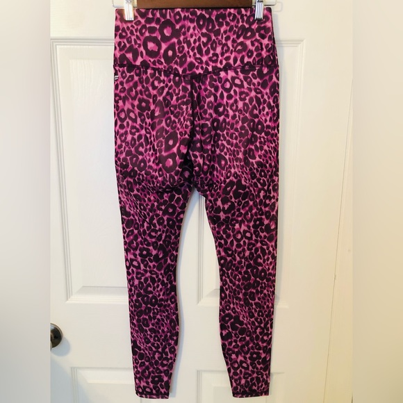 Fabletics high waisted mesh power form legging (XS/2-4) - Picture 6 of 8